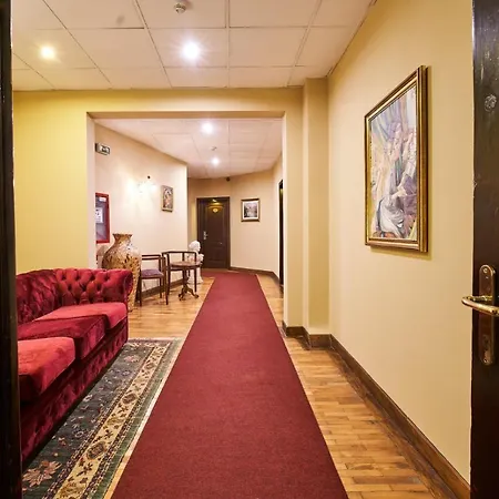 Reginetta Building Vi Central Location